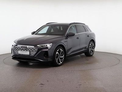 Gebraucht Audi Q8 e-tron Business 250 kW (340 PS) 2024 Hellgrau  metallic SUV
