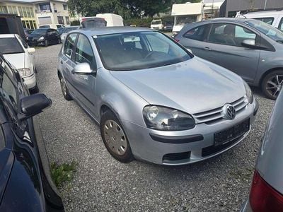 Grau Gebraucht 2004 VW Golf IV Trendline Limousine | € 700 (Superpreis)