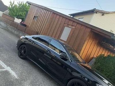 Schwarz Gebraucht 2017 Mercedes CLA180 Limousine | € 20.000 (Fairer Preis)