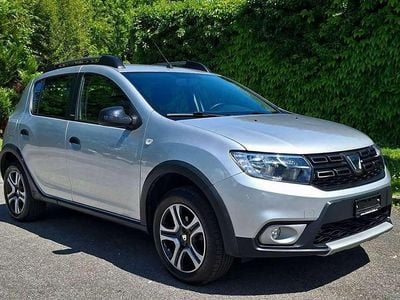 Silber Gebraucht 2018 Dacia Sandero Essentiel Kleinwagen | € 7.500 (Teuer)