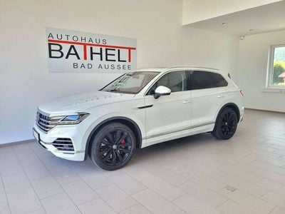 Weiss metallicperleffekt Gebraucht 2023 VW Touareg Elegance SUV | € 56.900 (Etwas zu teuer)