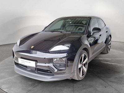 Schwarz metallic Gebraucht 2025 Porsche Macan SUV | € 106.520
