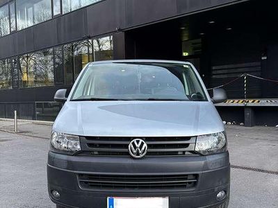 Gebraucht VW T5 140 PS (102 kW) 2014 Van