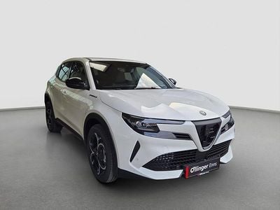 Weiß Neu 2025 Alfa Romeo GT Junior Edizione Speciale Limousine | € 29.980 (Fairer Preis)