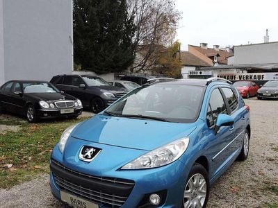 Gebraucht Peugeot 207 Tendance 92 PS (67 kW) 2011 Blau Kombi