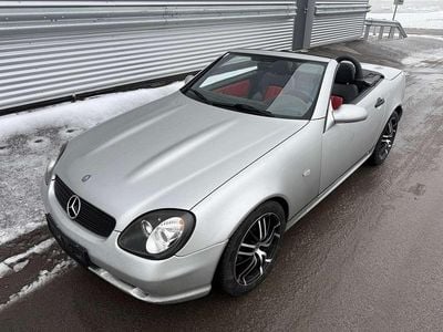 Silber Gebraucht 1997 Mercedes SLK200 Cabrio | € 5.990