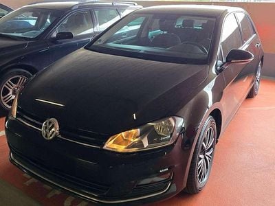 Gebraucht VW Golf VII Highline 110 PS (80 kW) 2016 Schwarz Limousine