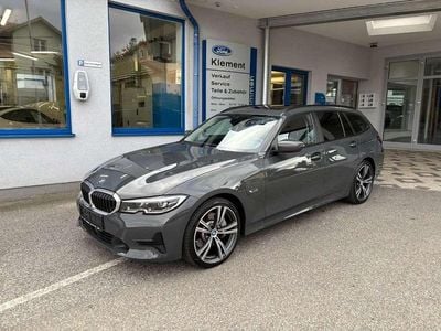 Gebraucht BMW 330e Advantage 184 PS (135 kW) 2022 Grau Kombi