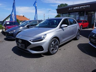 Shimmering silver Gebraucht 2023 Hyundai i30 GO! | € 23.990 (Teuer)