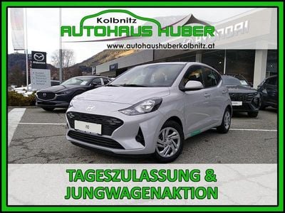 Neu Hyundai i10 63 PS (46 kW) 2025 Grau Kleinwagen