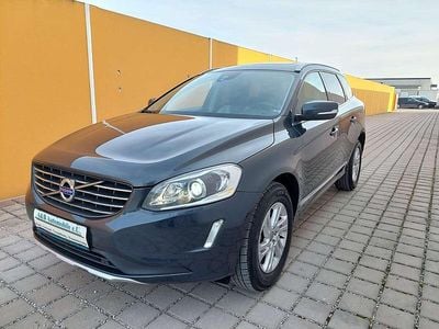 Gebraucht Volvo XC60 Momentum 136 PS (100 kW) 2014 Grau SUV