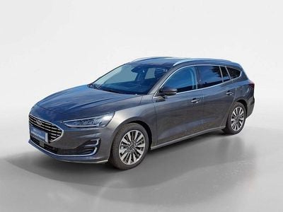 Grau Gebraucht 2023 Ford Focus Titanium Kombi | € 32.990