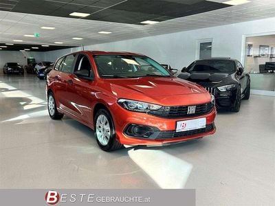 Flamerot Gebraucht 2024 Fiat Tipo Cross Kombi | € 18.990 (Superpreis)
