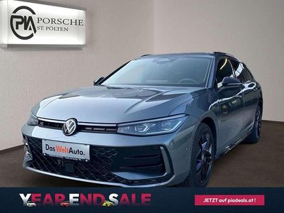 Grau Gebraucht 2025 VW Passat R-line Kombi | € 49.990