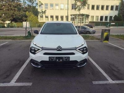 Weiß Gebraucht 2024 Citroën C4 Limousine | € 20.500