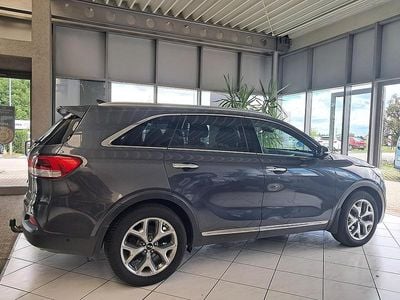 Grau Gebraucht 2017 Kia Sorento SUV | € 22.500 (Teuer)
