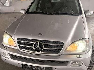 Gebraucht 2003 Mercedes ML400 SUV | € 3.500