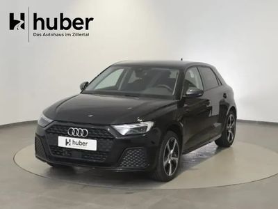 Schwarz metallic Gebraucht 2024 Audi A1 Sportback Design Kleinwagen | € 29.490 (Teuer)