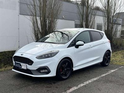 Gebraucht Ford Fiesta ST 200 PS (147 kW) 2018 Weiß Kleinwagen