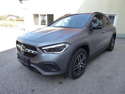 Grau Gebraucht 2023 Mercedes GLA200 SUV | € 39.990 (Guter Preis)