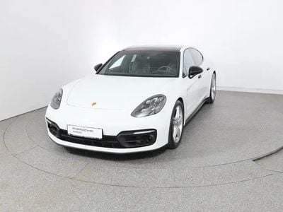 Porsche Panamera 4