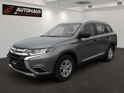 Grau Gebraucht 2017 Mitsubishi Outlander Invite SUV | € 9.990 (Teuer)