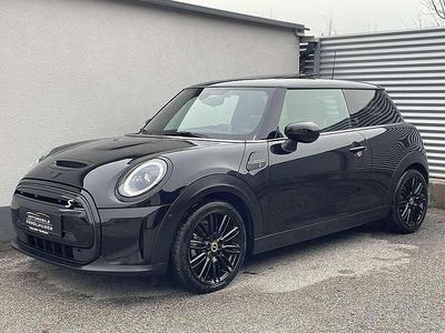 Gebraucht Mini Cooper SE 135 kW (184 PS) 2021 Schwarz Kleinwagen