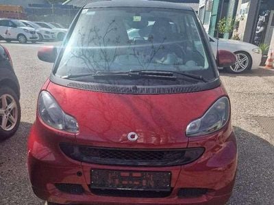 Rot Gebraucht 2011 Smart ForTwo Coupé Coupé | € 3.900