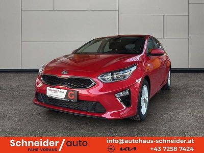 gebraucht Kia Ceed Ceed / cee'd15 TGDI Silber