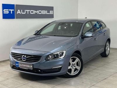 Blau Gebraucht 2017 Volvo V60 Kombi | € 21.990