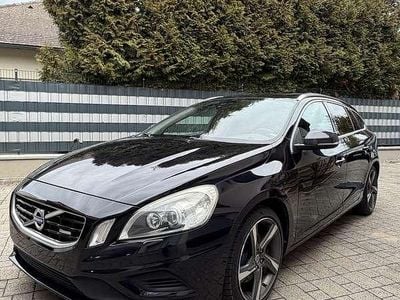 Gebraucht Volvo V60 R-Design 215 PS (158 kW) 2011 Kombi