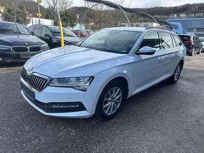 Gebraucht Skoda Superb Ambition 150 PS (110 kW) 2021 Weiß Kombi