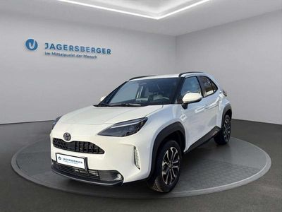 Neu 2025 Toyota Yaris Hybrid Active Limousine | € 29.997 (Etwas zu teuer)