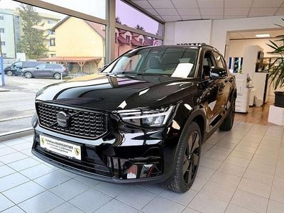 Schwarz Neu 2025 Volvo XC40 Plus SUV | € 41.900 (Etwas zu teuer)