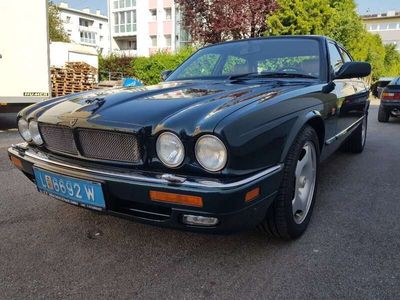 Jaguar XJR