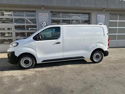 Gebraucht Peugeot Expert Premium 102 PS (75 kW) 2023 Weiß Van