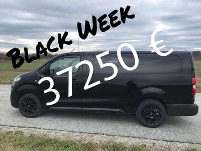 Schwarz Gebraucht 2024 Opel Vivaro-e Combi Van | € 37.250