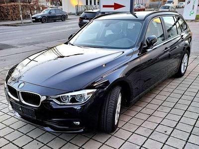 Schwarz Gebraucht 2019 BMW 320 Advantage Kombi | € 23.900 (Superpreis)