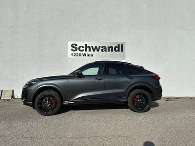 Neu Audi Q5 Sportback Ambiente 204 PS (150 kW) 2025 Mittelgrau  metallicperleffekt SUV