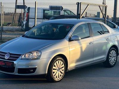 gebraucht VW Jetta 1,6 Comfortline TDI DPF