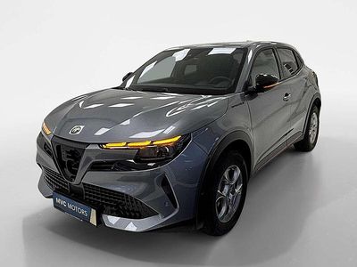 Neu Alfa Romeo Junior Edizione Speciale 146 PS (107 kW) 2025 Grau SUV