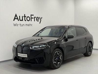Saphirschwarz Gebraucht 2022 BMW iX SUV | € 56.890 (Fairer Preis)