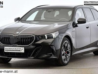 Schwarz Gebraucht 2025 BMW 550e Comfort Edition Kombi | € 81.990