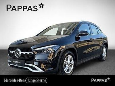 Nachtschwarz Gebraucht 2023 Mercedes GLA200 SUV | € 39.950 (Fairer Preis)
