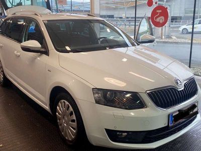 gebraucht Skoda Octavia Octavia1,6 TDI Ambition Ambition