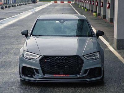 Grau Gebraucht 2018 Audi RS3 Design Limousine | € 58.000