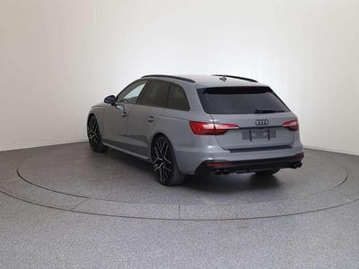Grau Gebraucht 2020 Audi A4 Advanced Kombi | € 23.900