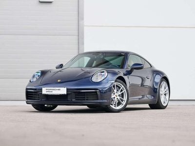 Dunkelblau metallic Gebraucht 2022 Porsche 911 Carrera Coupé | € 132.880