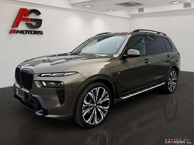 Grün Gebraucht 2024 BMW X7 M Sport SUV | € 114.900