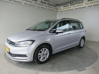 Silber Gebraucht 2020 VW Touran Highline Van / Kleinbus | € 22.590 (Fairer Preis)
